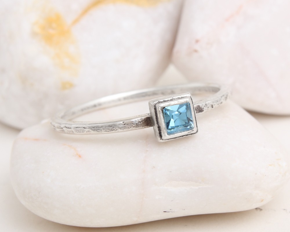 single birthstone ring in sterling silver